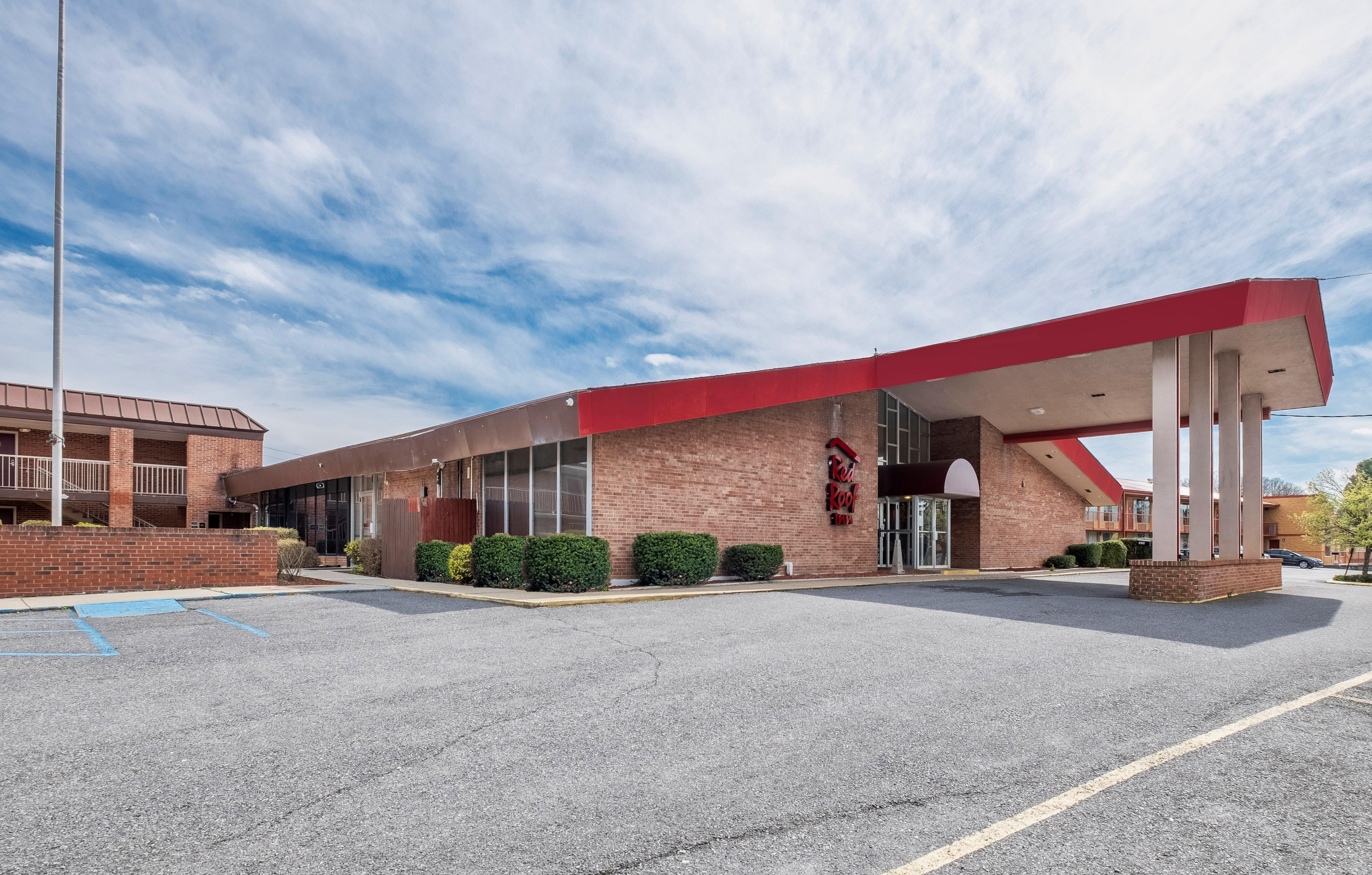 Red Roof Inn Marion, Va Esterno foto